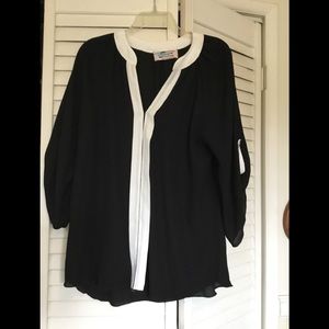 Stylish Black and White/ Cream Beige Top Size L